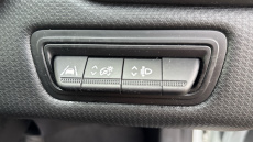 Renault Clio 1.0 TCe 90 Iconic 5dr Petrol Hatchback